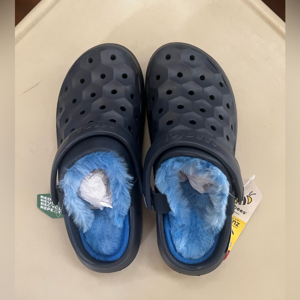 NWT JoyBees Varsity Lined Clogs